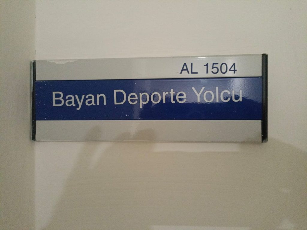 Vorarlbergerin (65) erlebt Urlaubs-Albtraum: Tagelang an türkischem Flughafen festgehalten