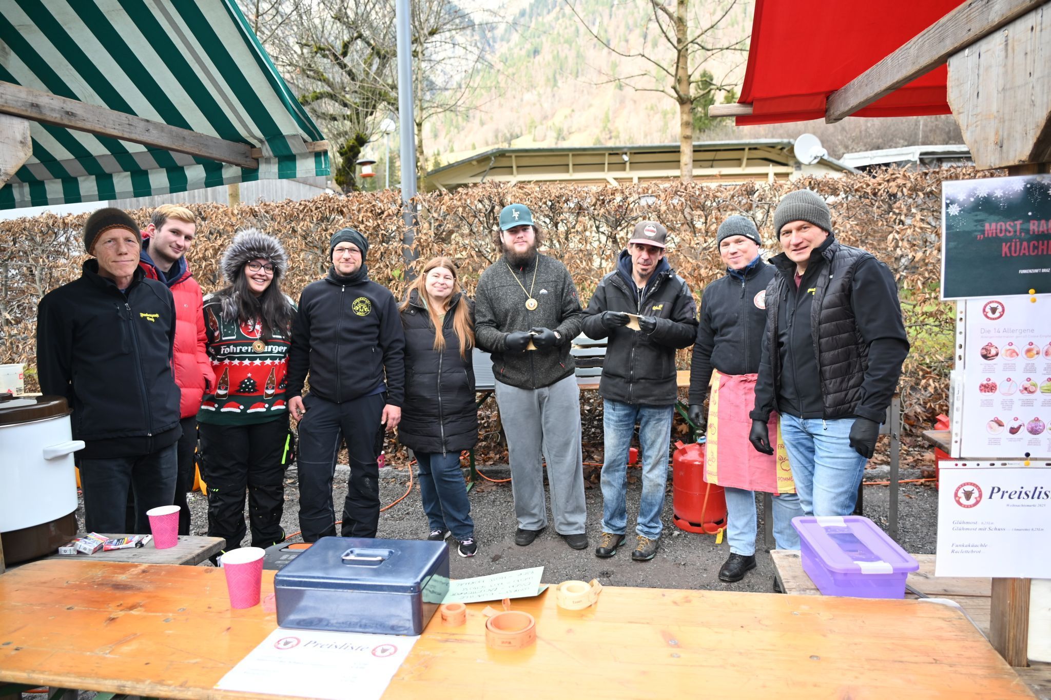 Mitglieder der Funkenzunft sorgten für das leibliche Wohl.
