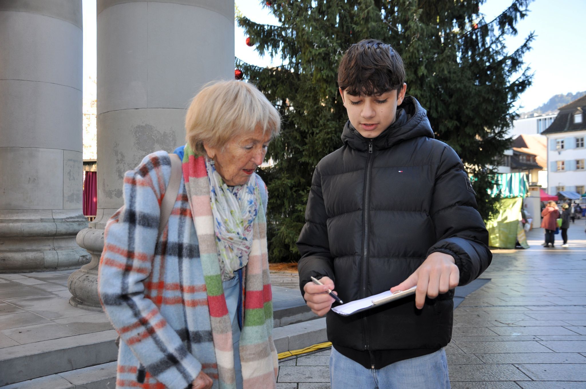 Die Jugendlichen hofften, mit ihrer Aktion etwas bei den Passanten zu bewirken.