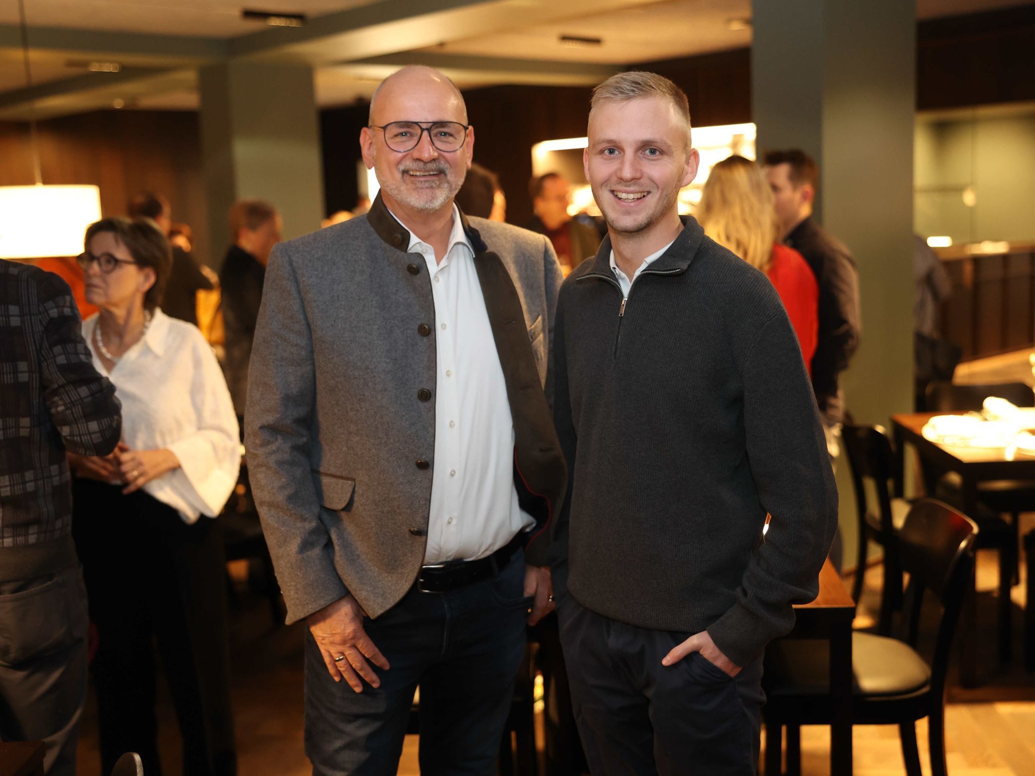 Vorstand Martin Koch und Braumeister Laurin Bernahrt von