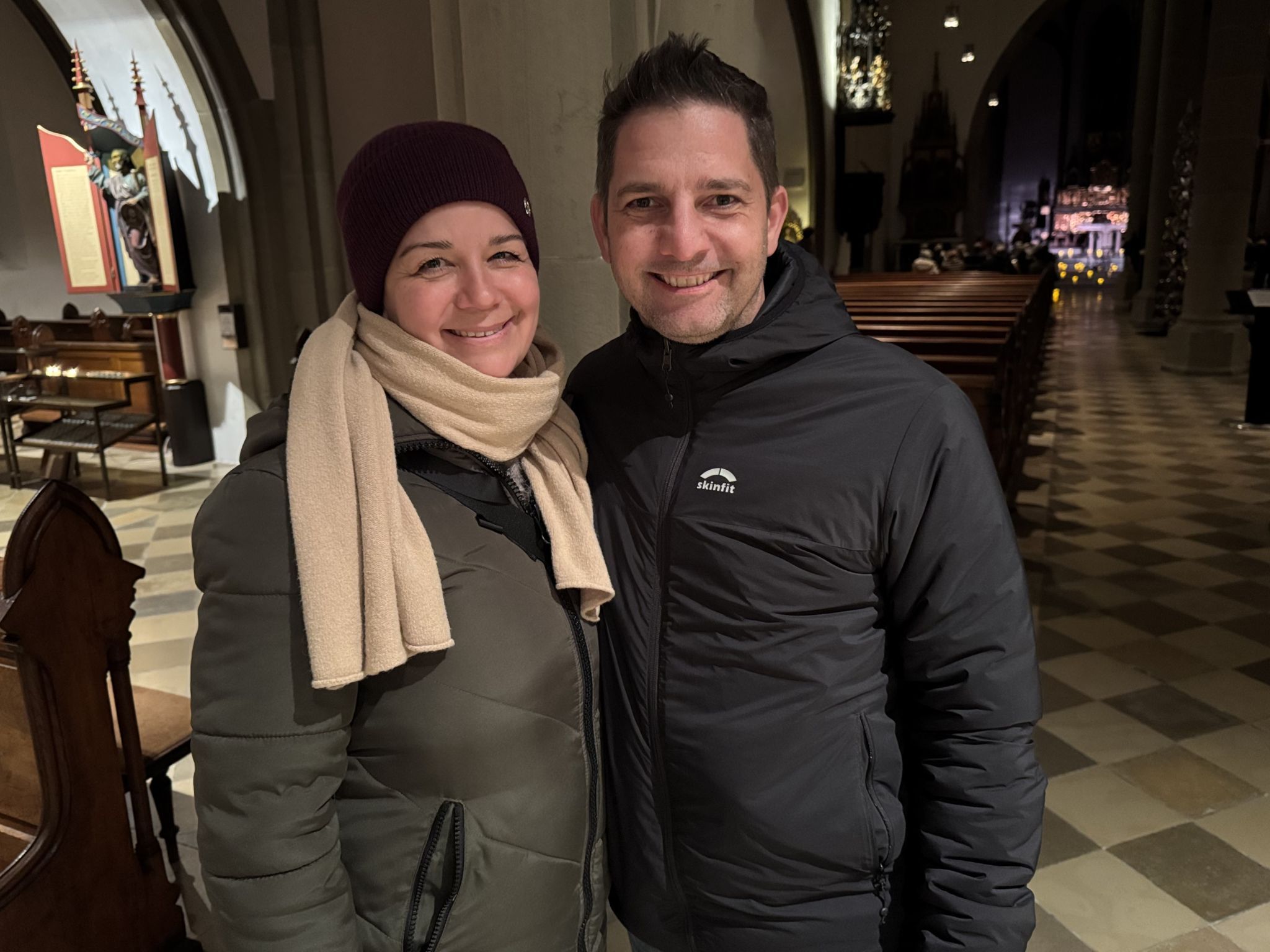 Unter den Besuchern: Petra und Matthias Konzett.