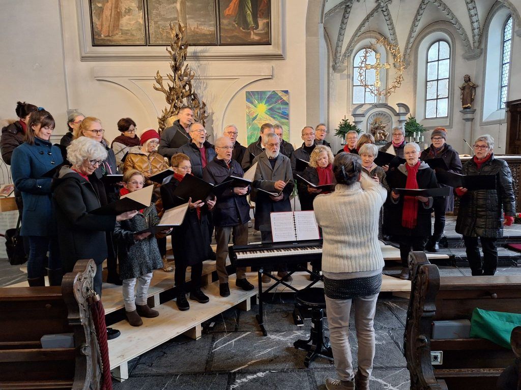 Kantorei Rankweil bringt Adventstimmung in den Häuslepark