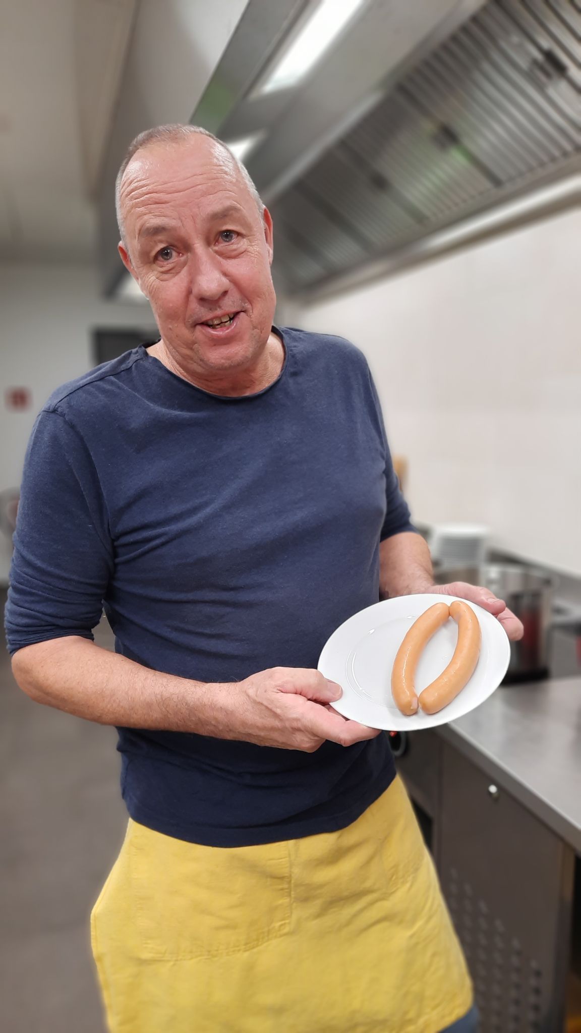 Marcus Peschek (Krippenverein Buch) servierte bodenständige Kost