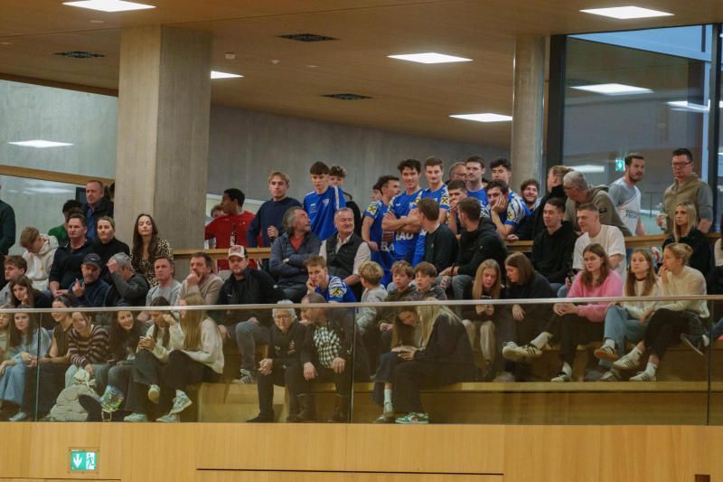 Die Egger Turnhalle platzte aus allen Nähten.STIPLOVSEK