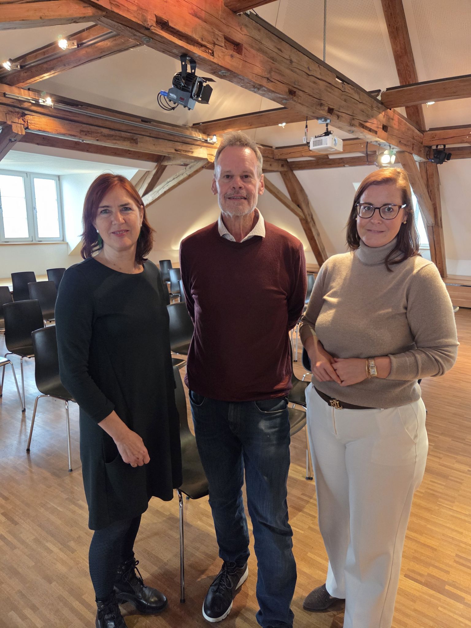 evtl statt dem querformatigen Foto