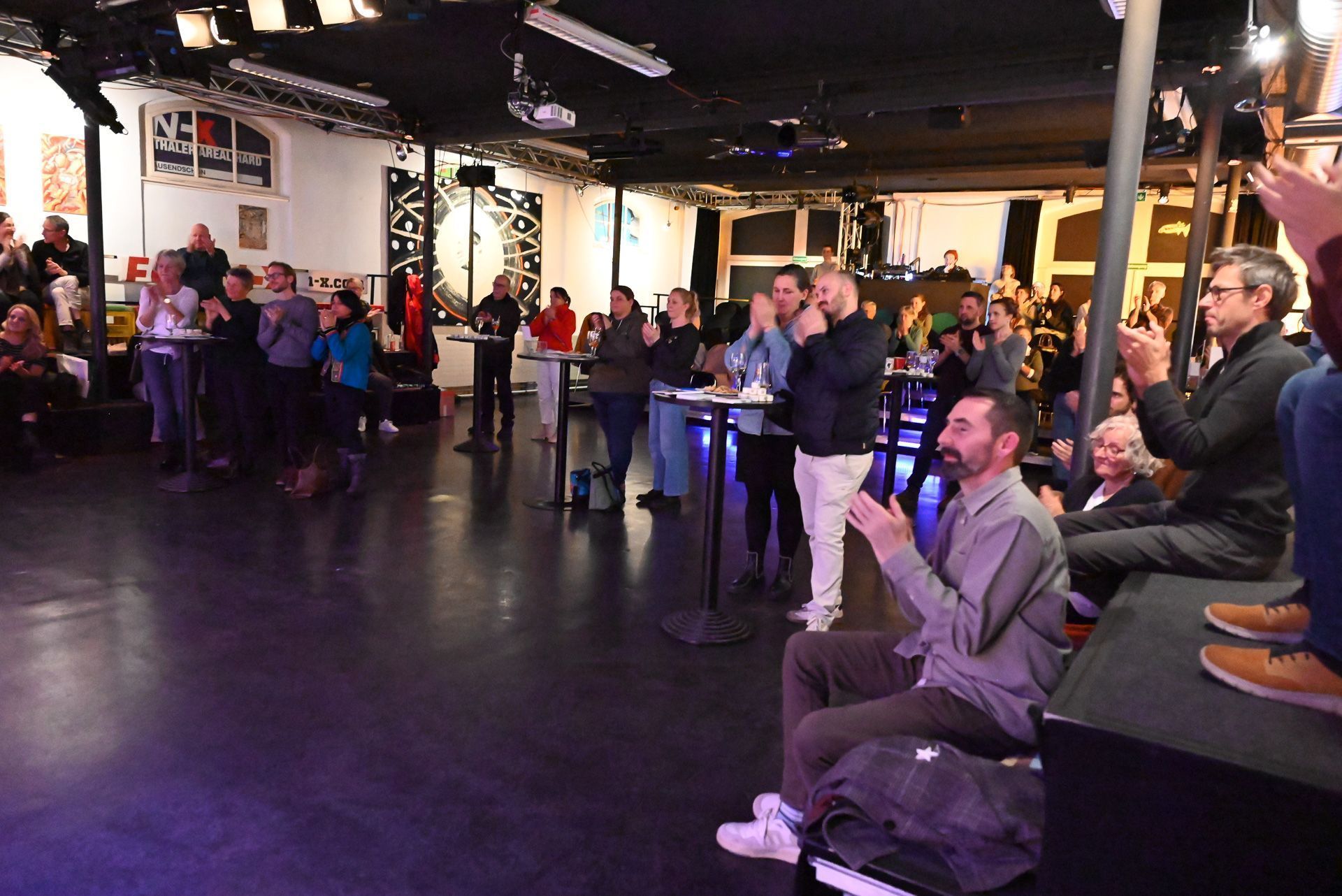 Die Gäste waren sichtlich berührt von dem Lied.