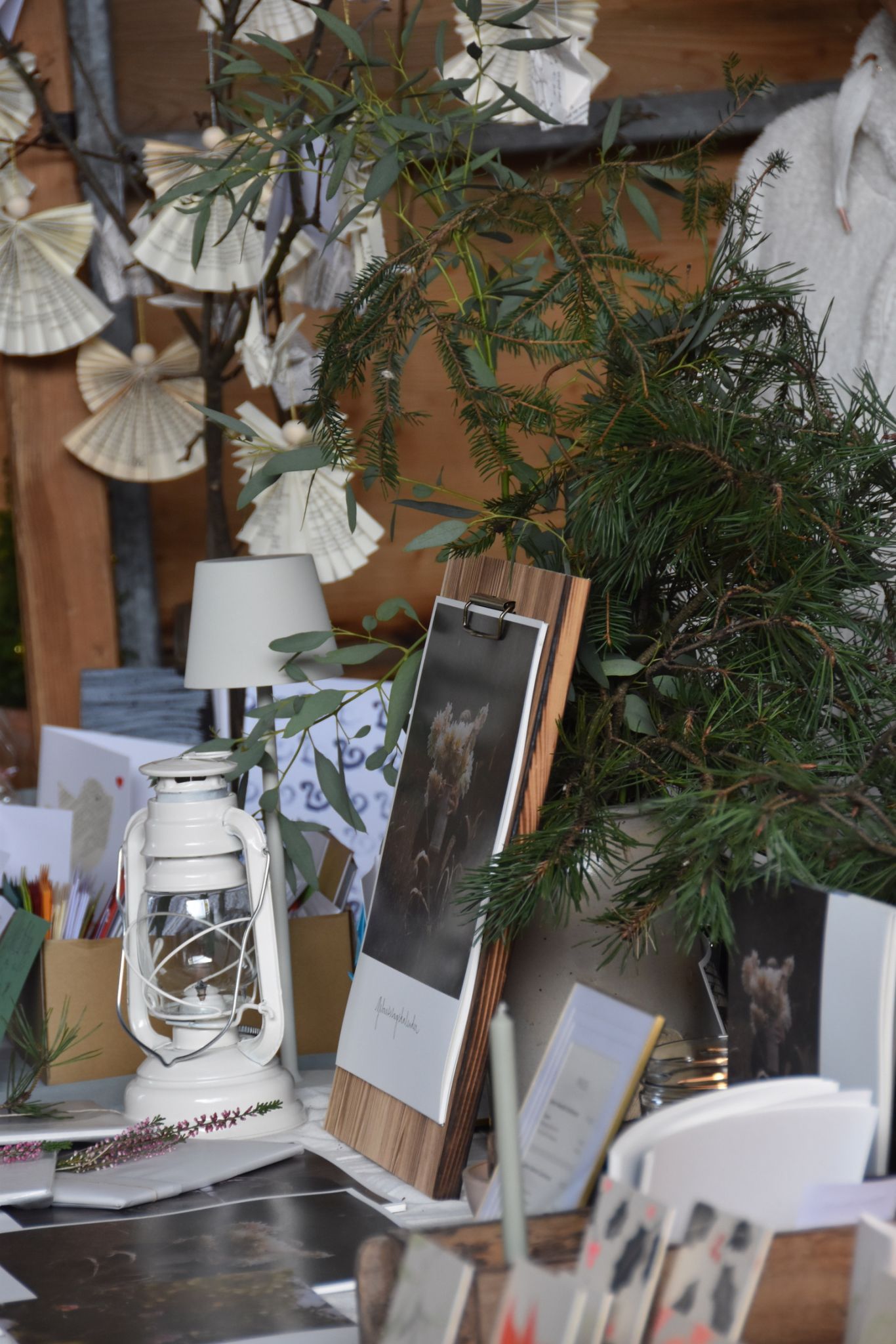 Zahlreiche regionale Aussteller präsentieren ihre liebevoll hergestellten Produkte. (Vetterhof)