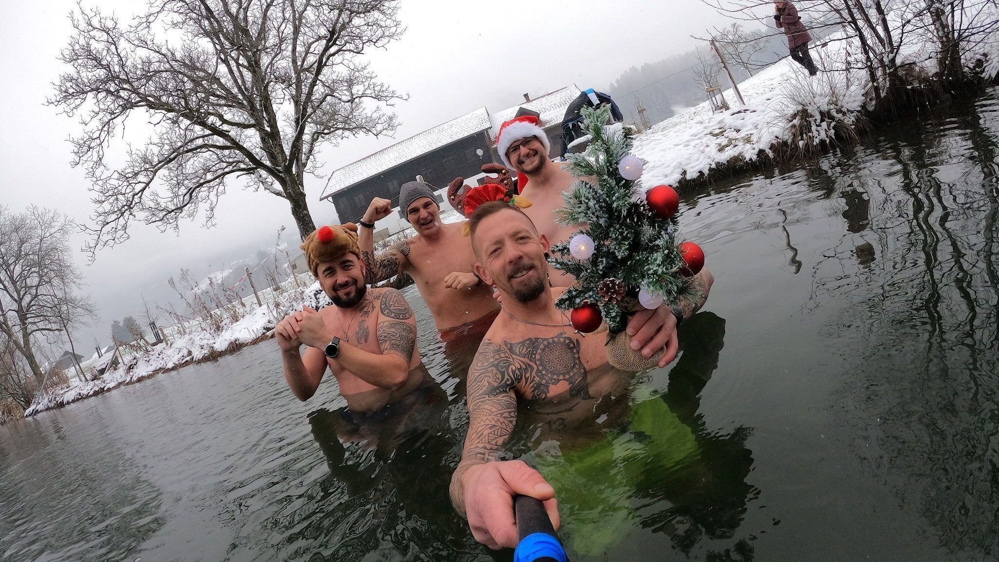 Ins kalte Wasser für den guten Zweck