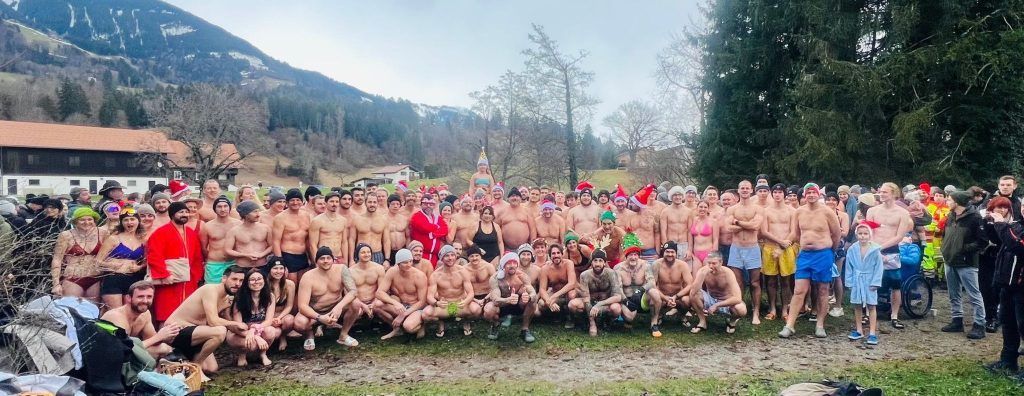 Ins kalte Wasser für den guten Zweck