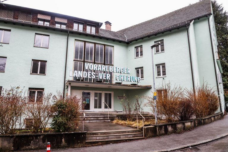 Abriss im Weiherviertel nimmt Fahrt auf: Baustart früher als gedacht