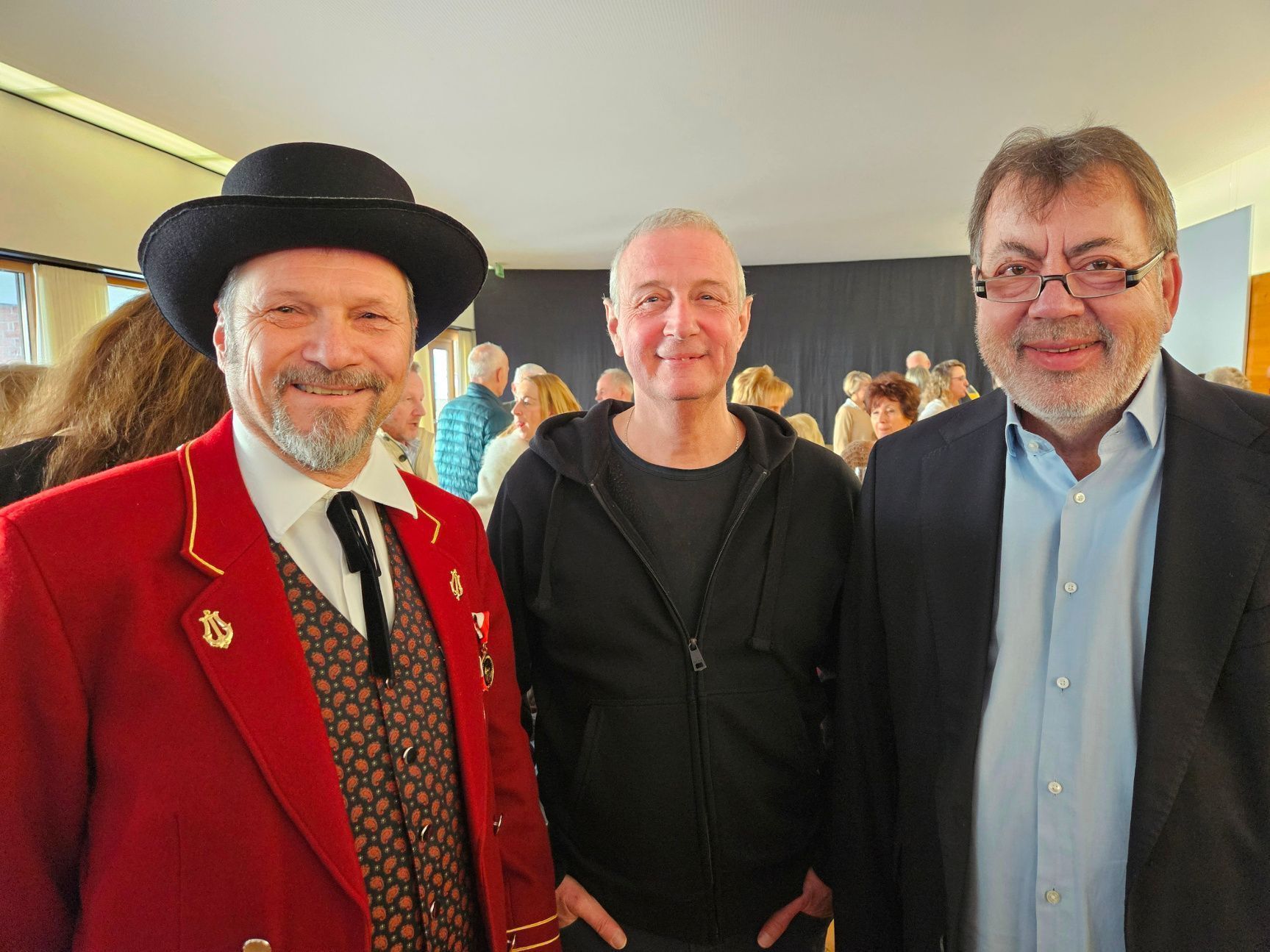 Helmut Immler, Sportreferent Gerold Kaufmann und Egon Haag.