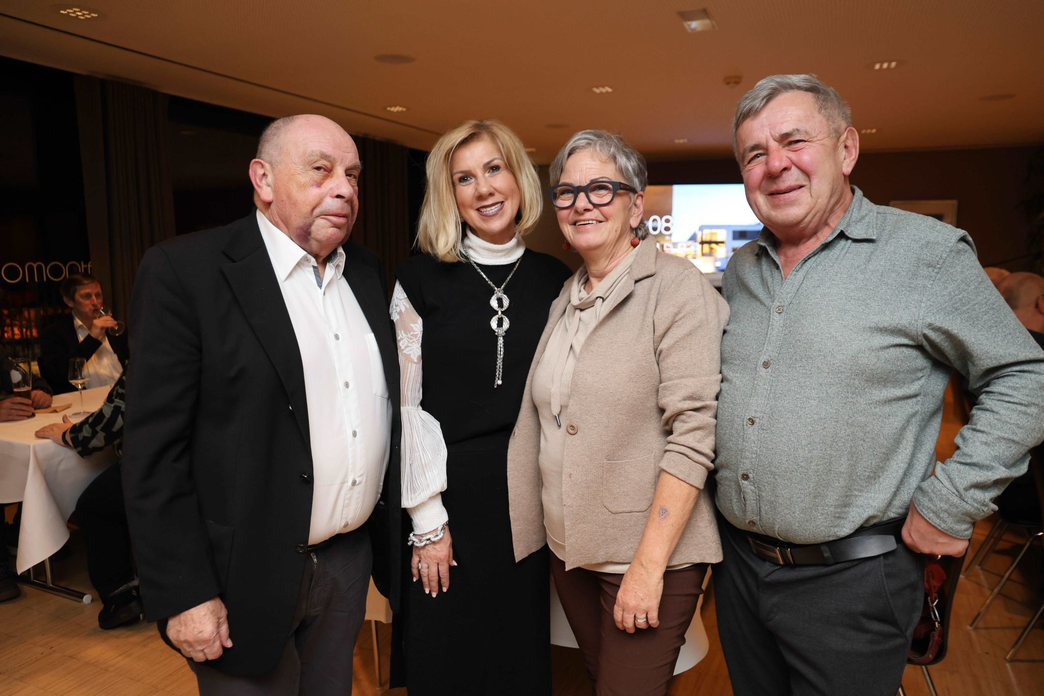 Reinahrd Bösch, Ursula Dünseer, Lisi und Lothar Gallaun.