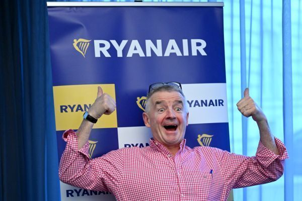 Ryanair droht Belgien mit Flugstreichungen wegen Steuern