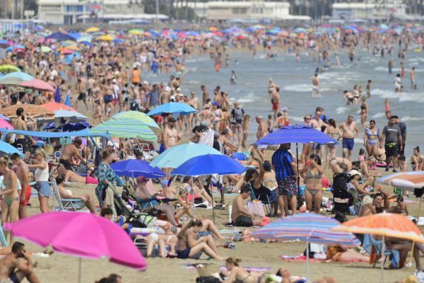 2025 neuer Rekord ausländischer Touristen in Spanien