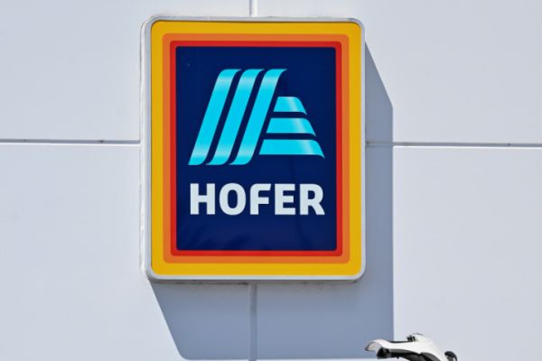 Rabattklage: Erster Verhandlungstag bei VKI gegen Hofer