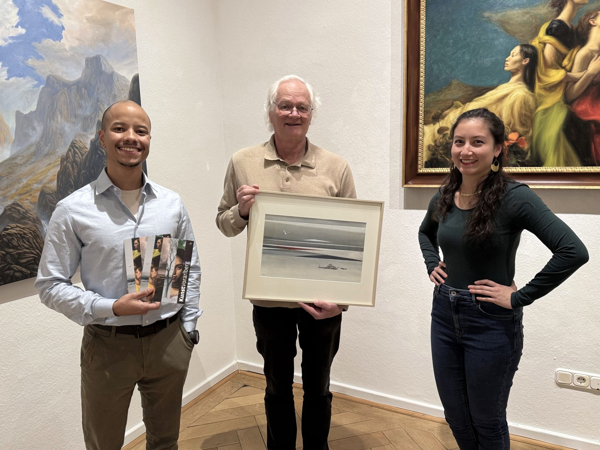 David Salzgeber, Gerhard Rasser und Chantal Boso bei der Ausstellungseröffnung in der Villa Claudia.