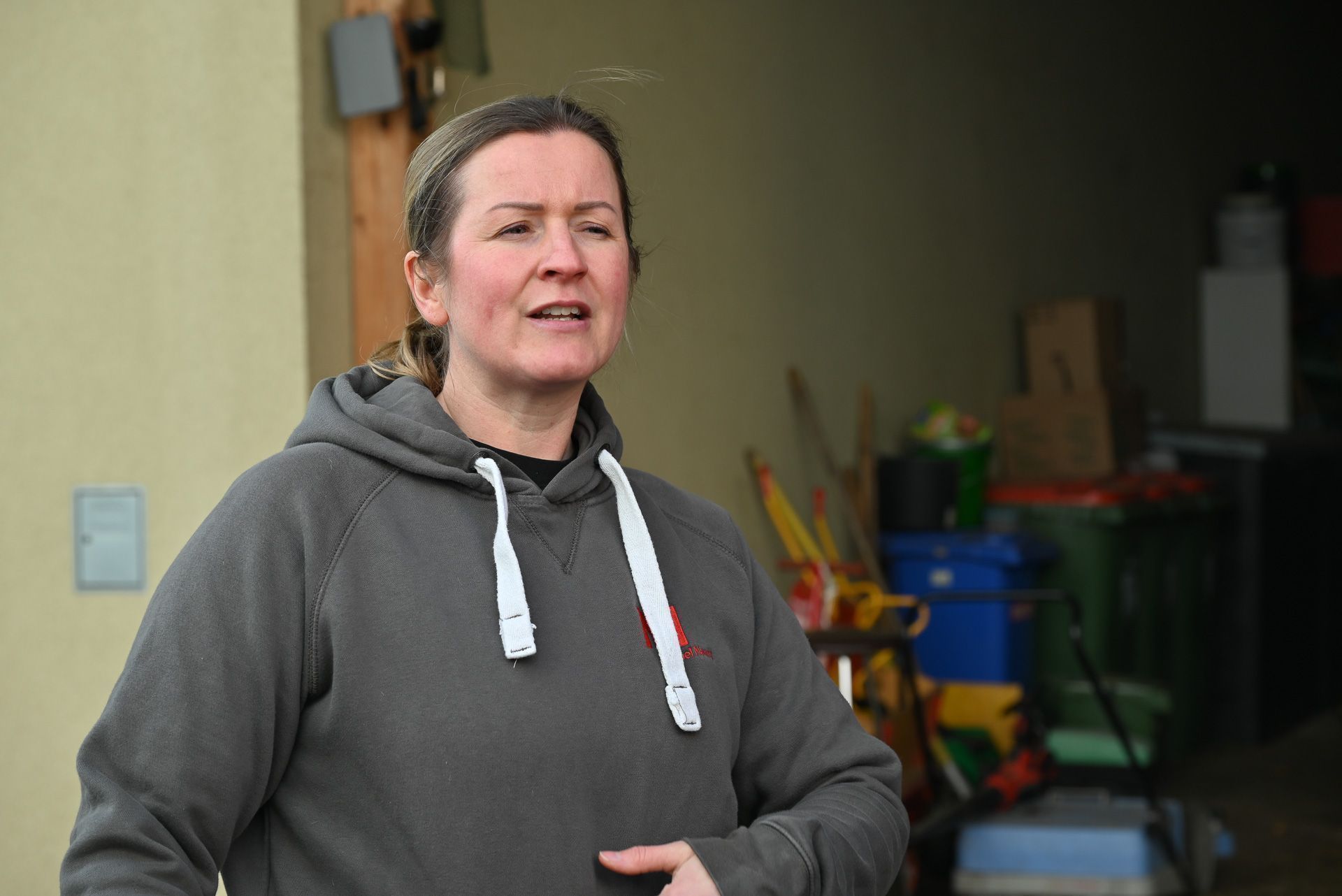 Ruth vom Tierschutzverein bietet Tieren einen Platz, bis sie weitervermittelt sind. 