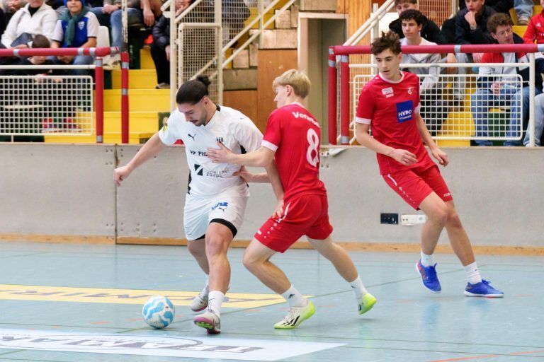 Goalie Robin Fink spitzelt Wolfurt zum ersten Heim-Masters-Triumph