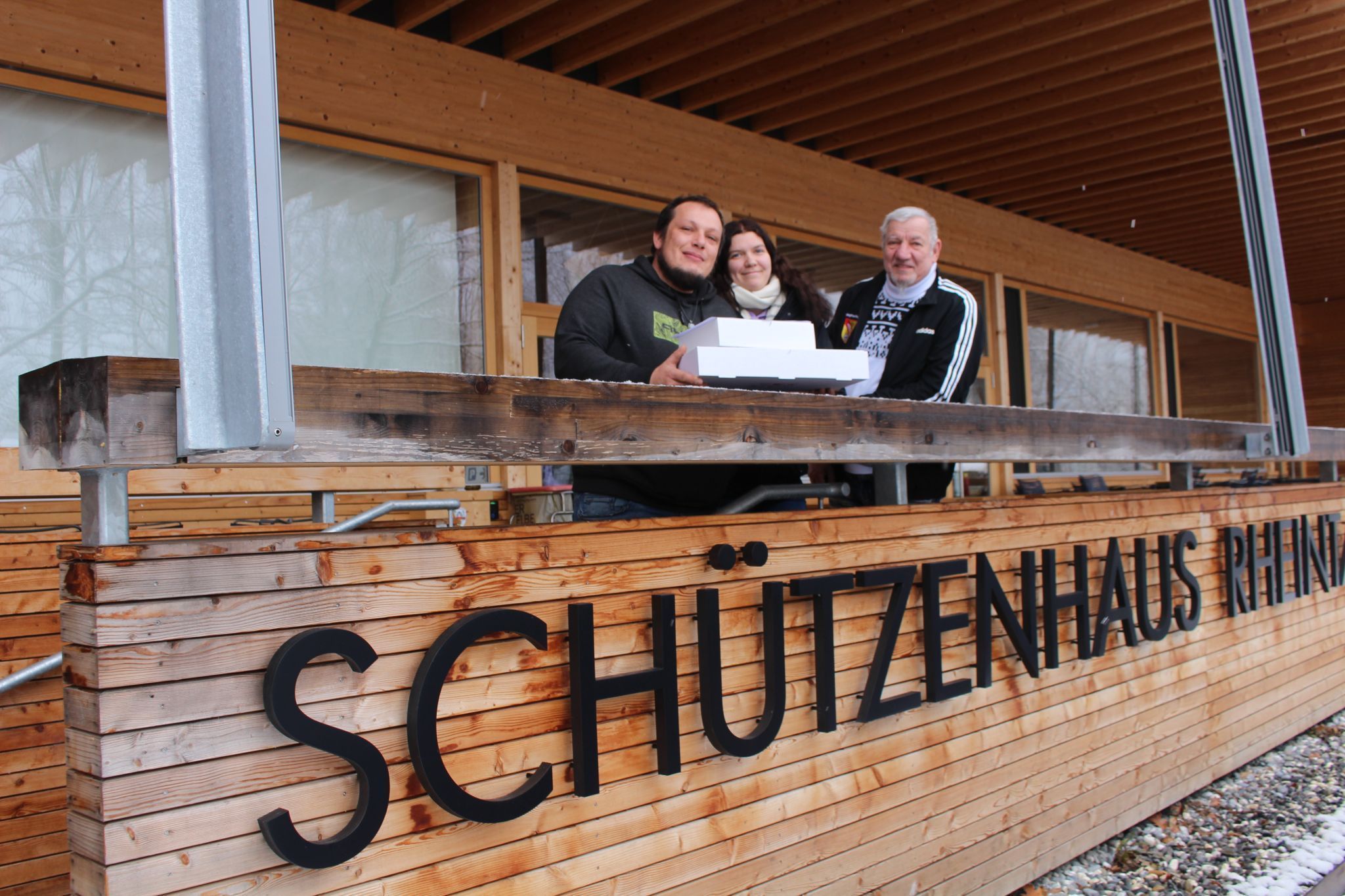 Reiche Beute machten Jasmin Greulich, Simon und Siegfried Pingist aus Hörbranz – und weil sie früh dranwaren, gab es für sie auch noch Krapfen, fast zwei Drittel aller Teilnehmer mussten mit Gutscheinen vorliebnehmen.