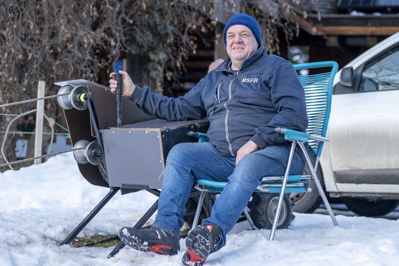 Erbauer und Maschinist Andreas Hofer hat alles im Blick