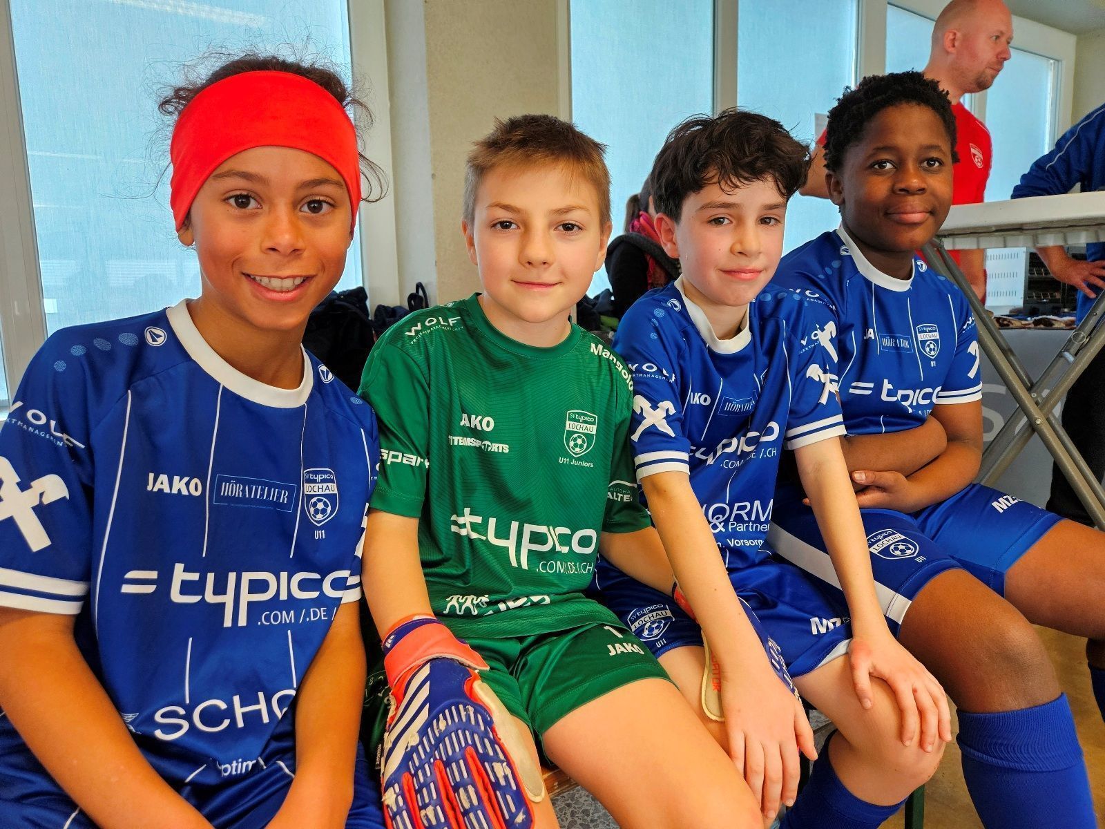 Lochauer U11 Spieler warten auf ihren nächsten „Auftritt“.