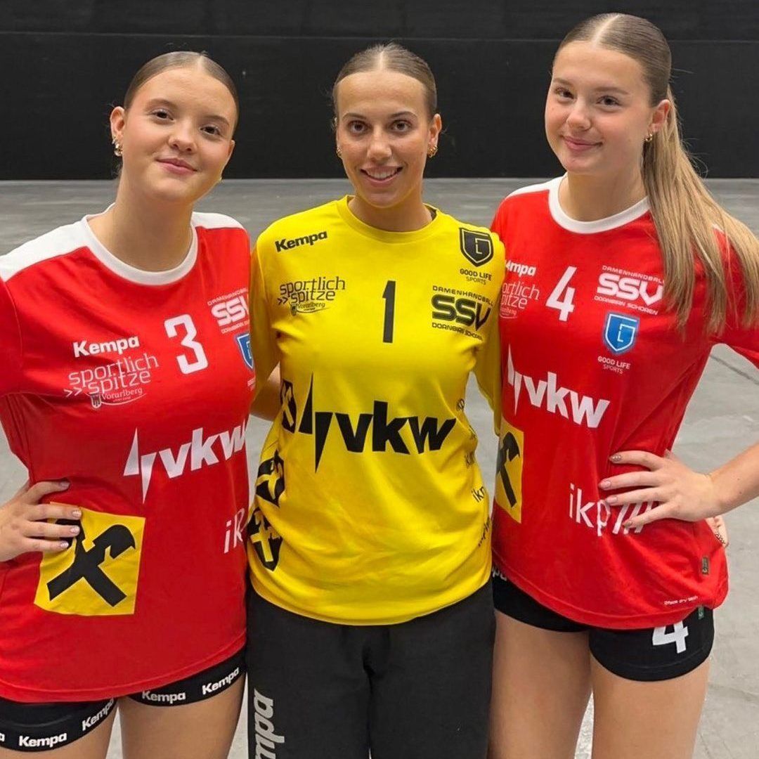 Alissa mit ihren Freundinnen: Maja Dechant (links) und Lena Bohle (rechts). (privat)