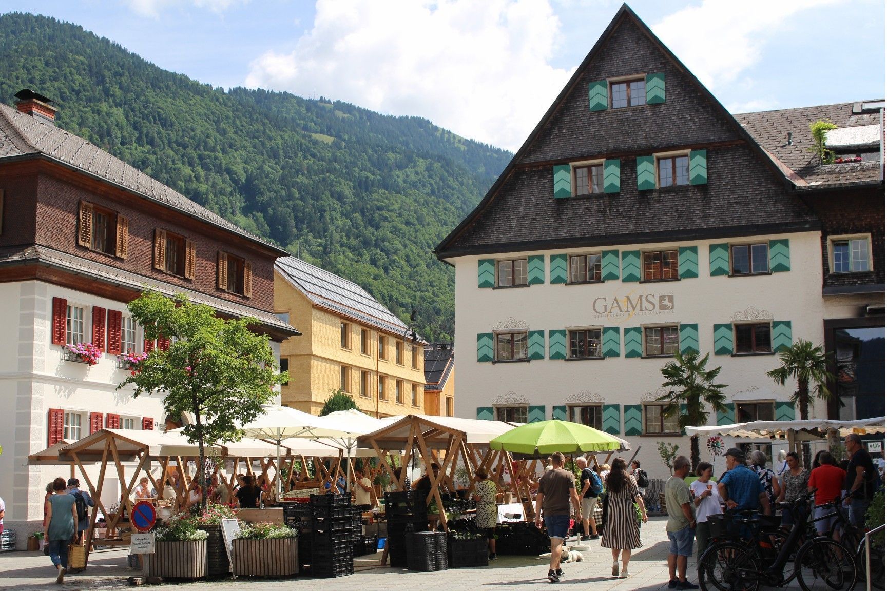 Der Wochenmarkt in Bezau, eine Initiative von Witus, feiert heuer zehnjähriges Jubiläum.   
