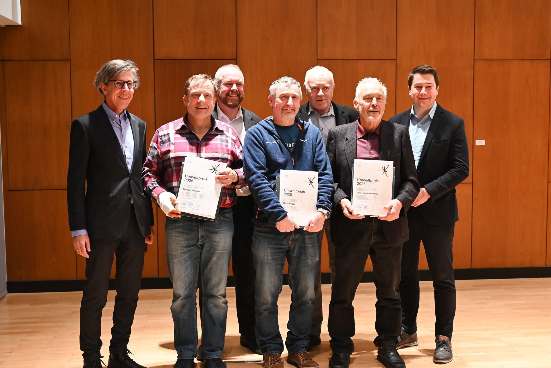 Gerhard Vinatzer, Horst Huber und Alwin Schönenberger wurden mit dem Lustenauer Umweltschutzpreis geehrt. 