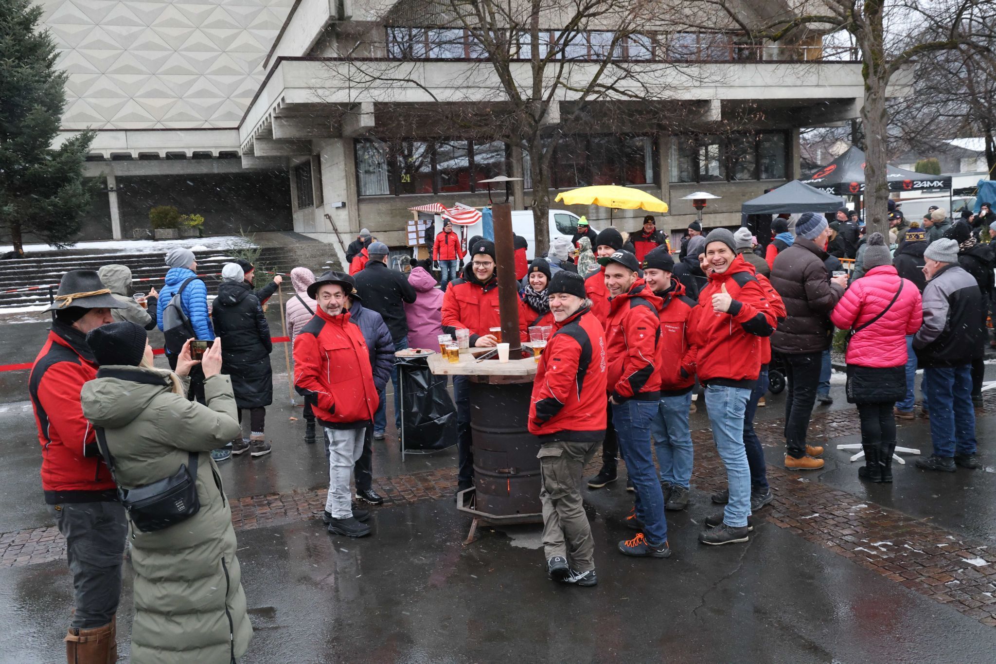 Beste Laune bei den Nofler Funkenzünftlern.
