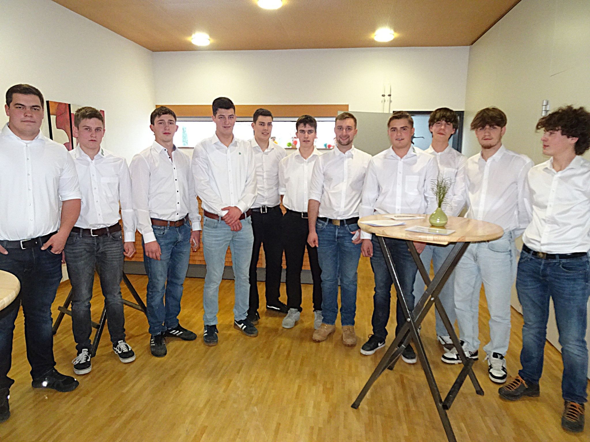 Ihnen gehört die Zukunft - Elf Lehrlinge stellten ihre Abschlussarbeiten der Öffentlichkeit vor.