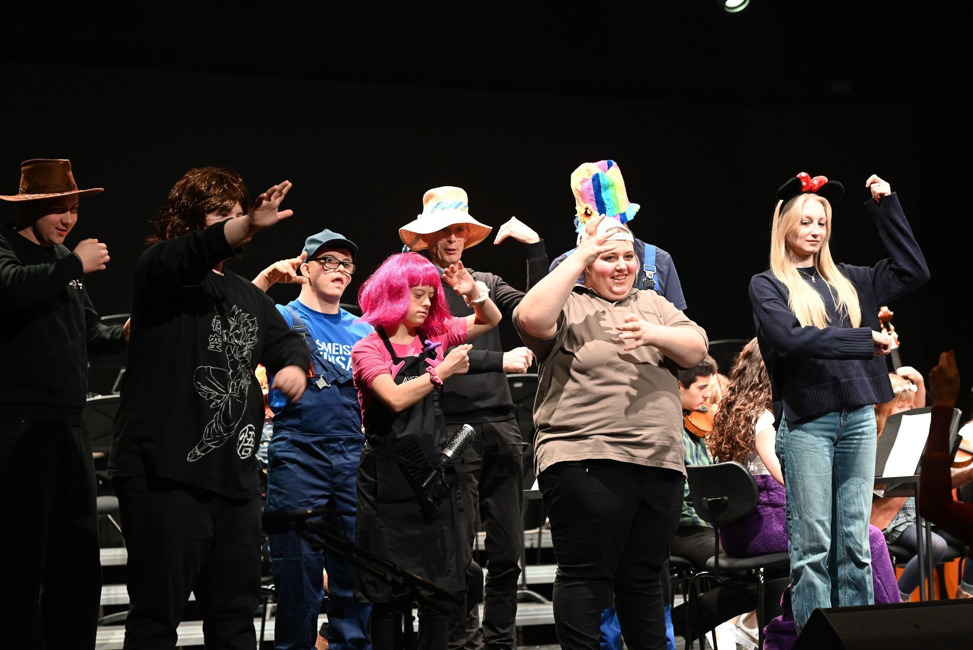 Die All Stars Inclusive Band eröffnete gemeinsam mit der Jugendsinfonietta den Abend. 