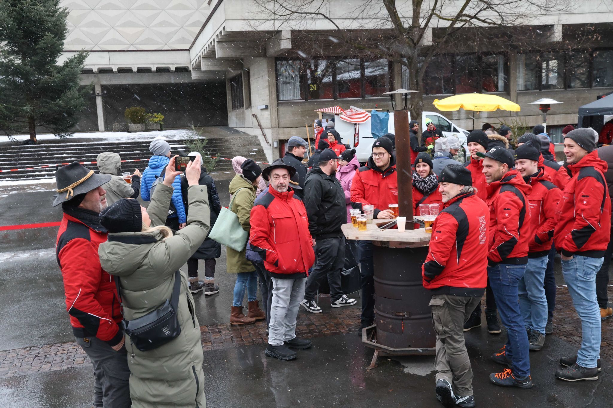 Petra schoss Erinnerungsfotos für die Funkenzunft Nofels.