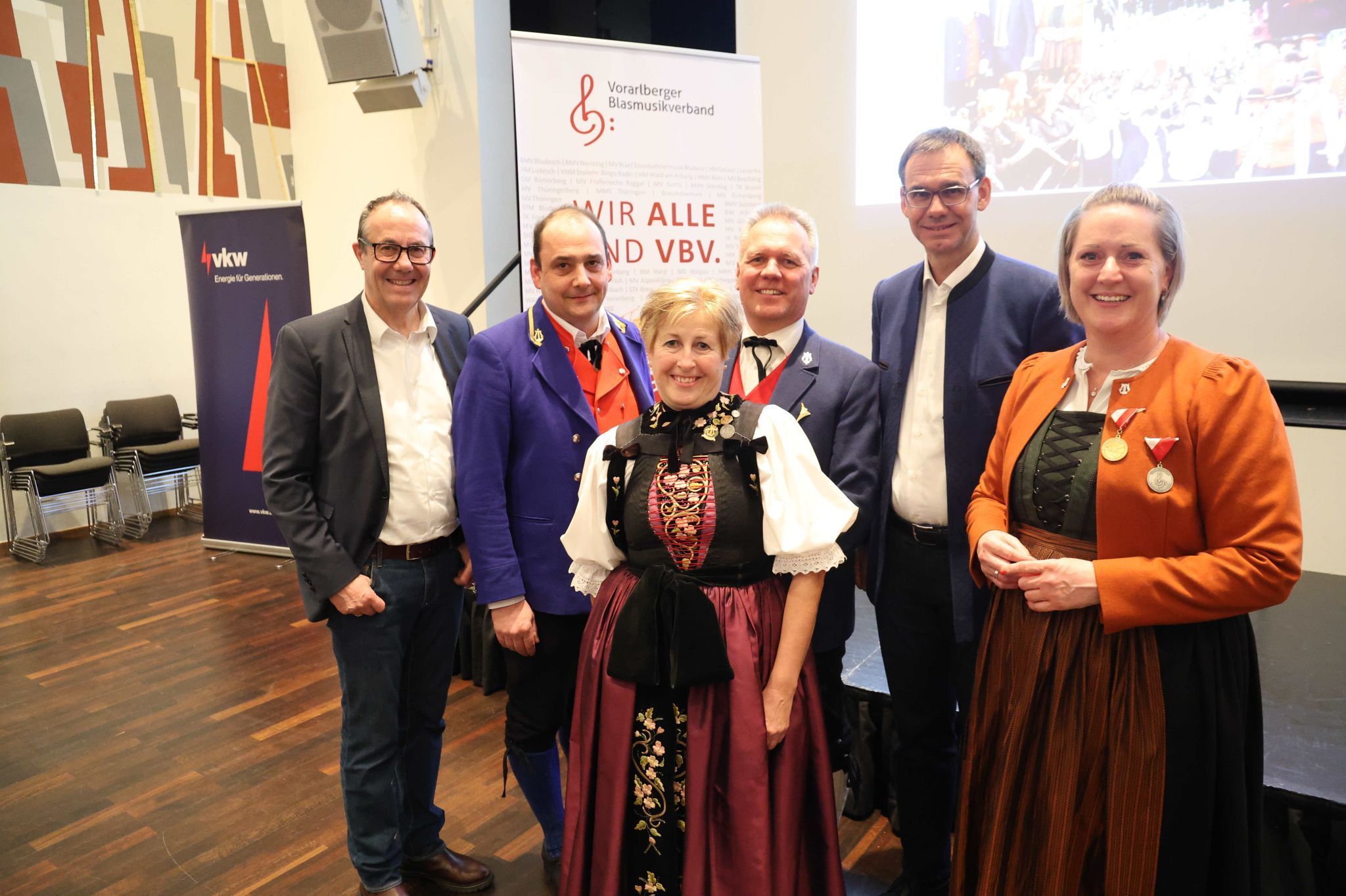 GR Andreas Prenn, Landeskapellmeister Reinahrd Fetz, Finanzrefentin gabi Ganahl,, Landesobmann Thomas Rudigier, LH Markus Wallner und GF Sabrina Ganahl.