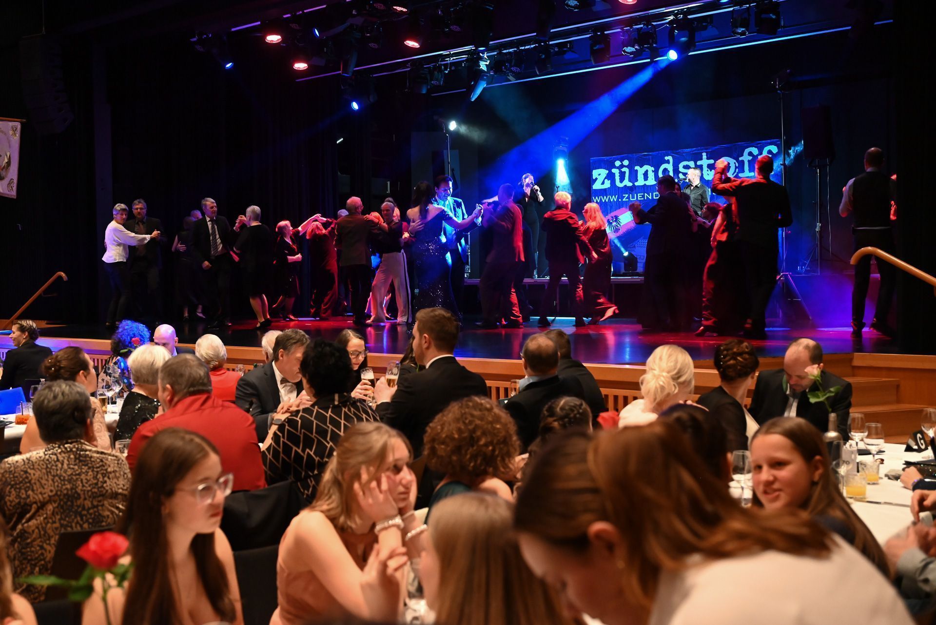 Die Band Zündstoff sorgte für ausgelassene Stimmung.