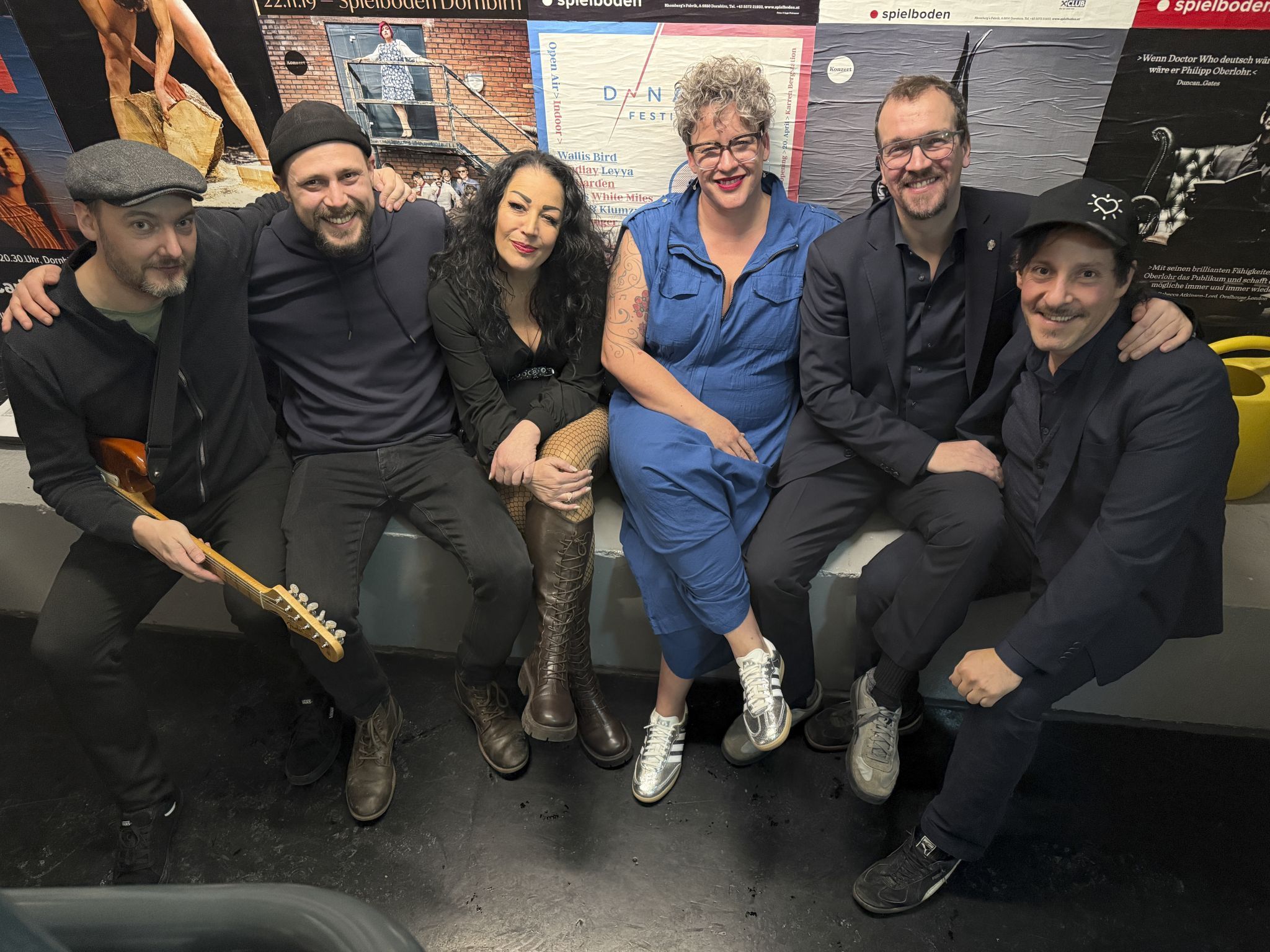 Oliver Rath, Mathias Hämmerle, Petra Bonmassar, Martina Breznik, Antonio della Rossa und Puma in Vorfreude auf das Benefizkonzert 