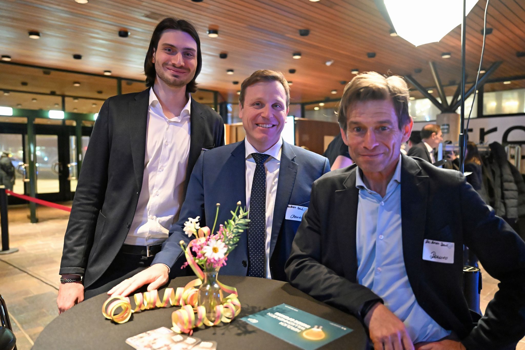 Bänker unter sich: Oliver Planner, Clemens Maksymowicz und Romeo Kalkhofer (Raiffeisenbank im Rheintal).