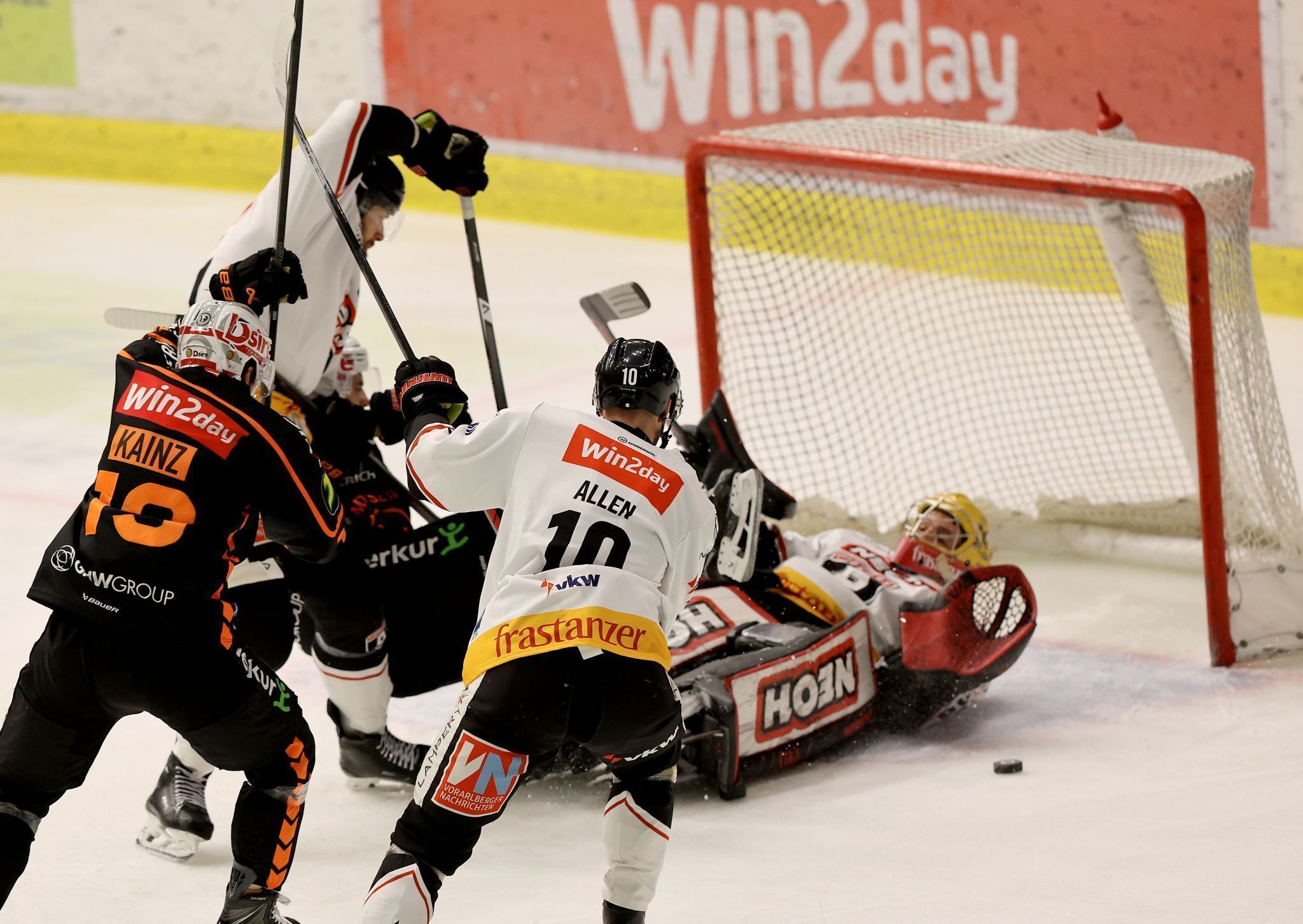 Pioneers-Torhüter Alex Caffi und sein Team kämpften in Graz bis zum Umfallen. Doch der Kampfgeist blieb unbelohnt. (gepa)
