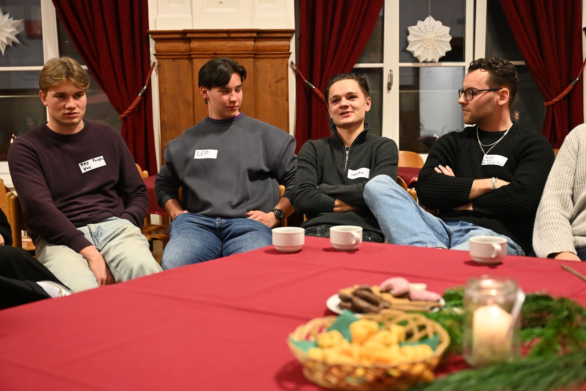 Schüler und Alumni diskutierten über Studienwahl und Zukunftspläne.