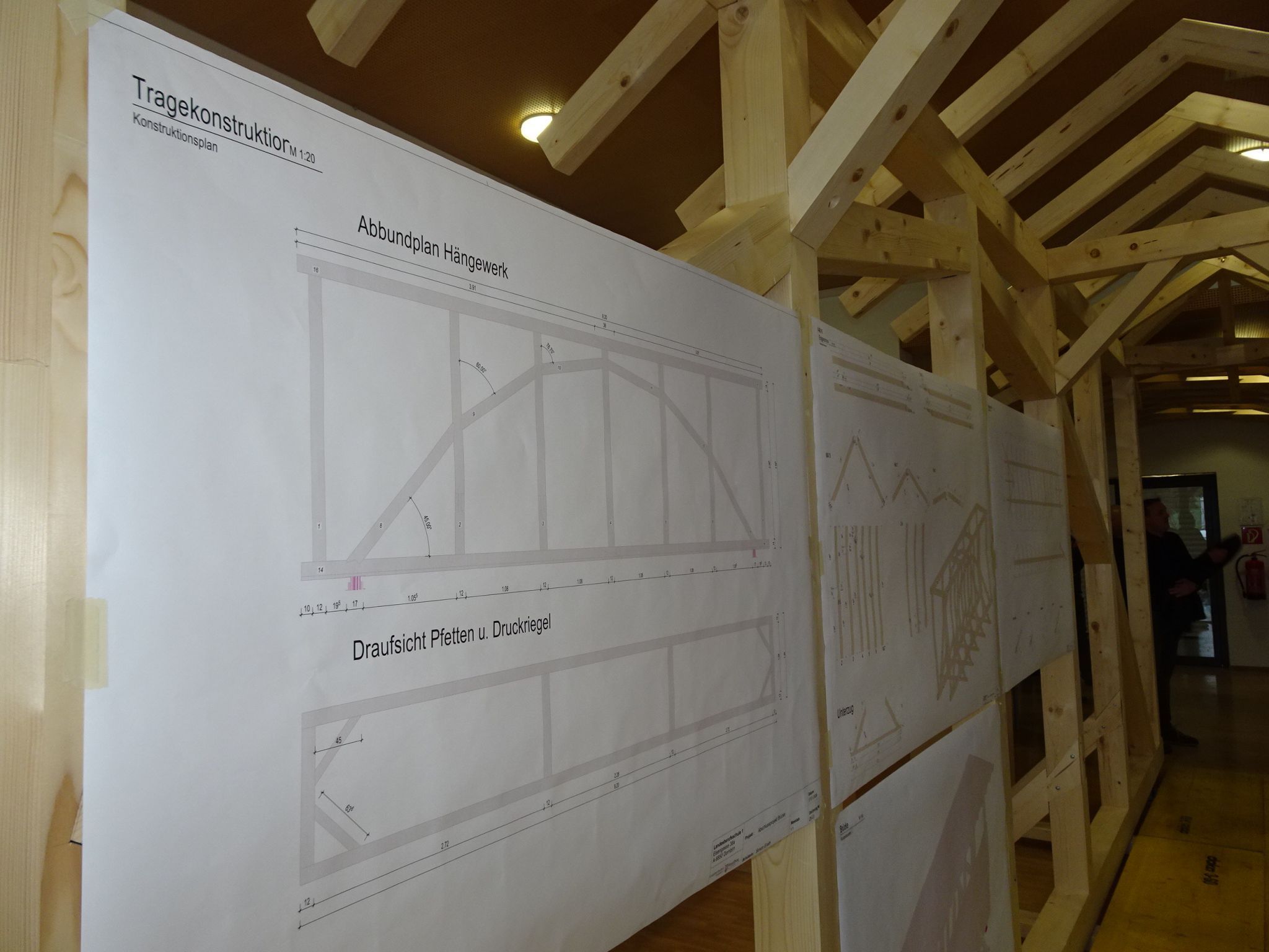 Die Projektarbeiten wurden vollständig in den schuleigenen Werkstätten gefertigt.