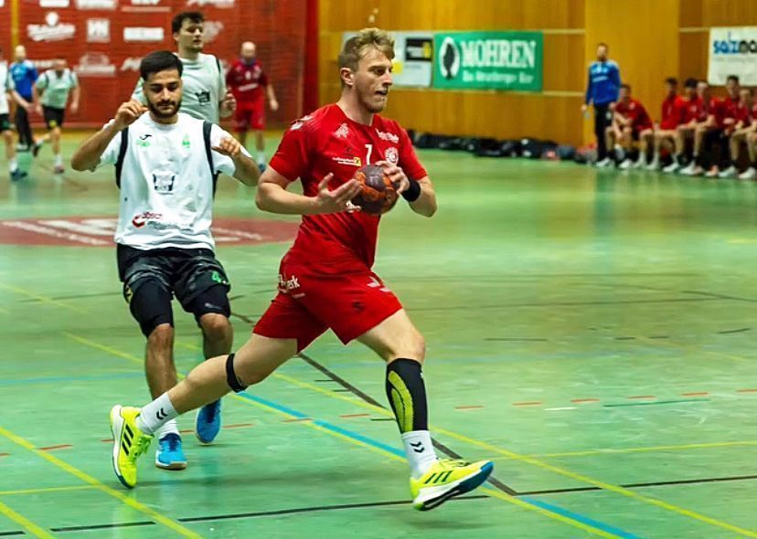 Volle Konzentration auf dem Spielfeld: In diesen 60 Minuten zählt für Vinzenz Spiegel nur das Spiel und das Team.