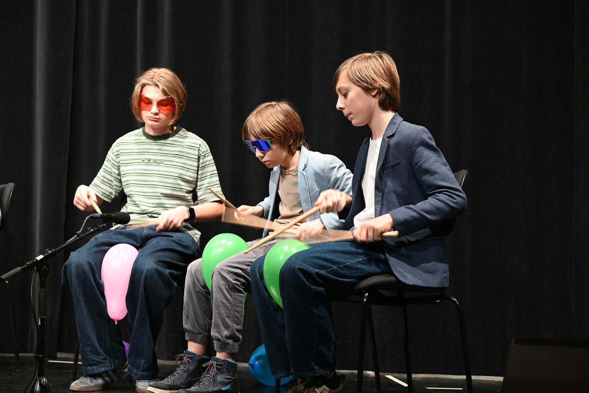 Drums2gether zeigten, dass auch auf herkömmlichen Luftballone coole Musik entstehen kann. 