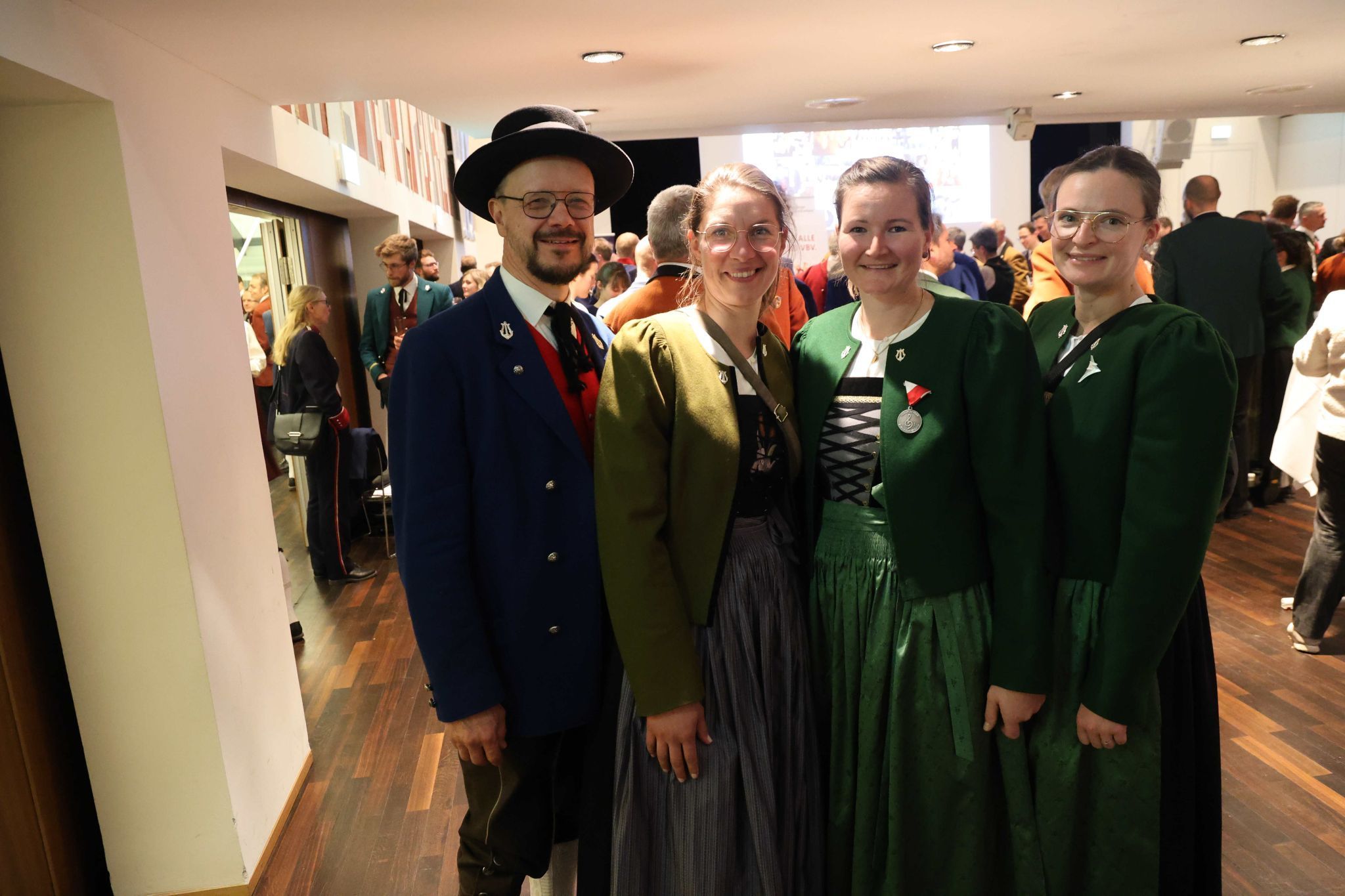 Alexander Fritz, Melanie Sohm, Caroline Bertsch, Natalie Vonbank (alle HM Wald a.Arlberg).
