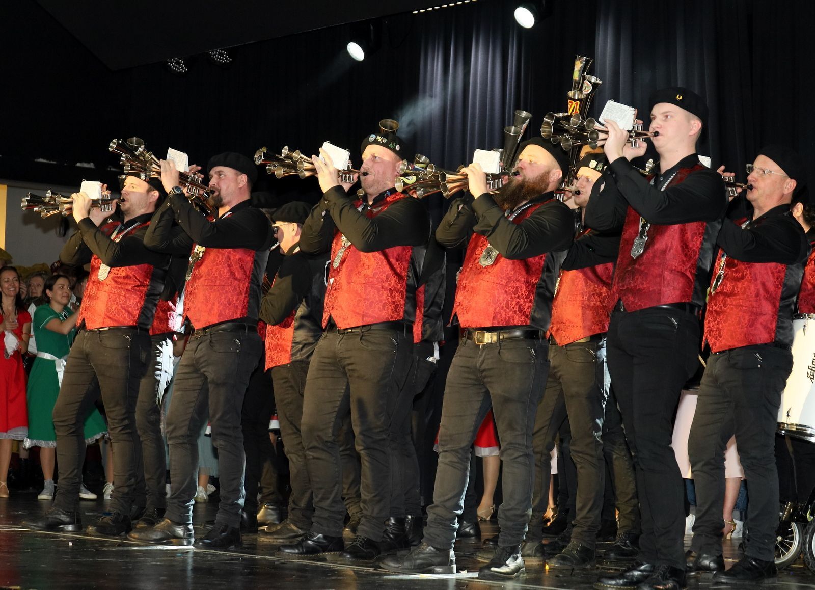 Leiblachtaler Schalmeien beim Raubritterball