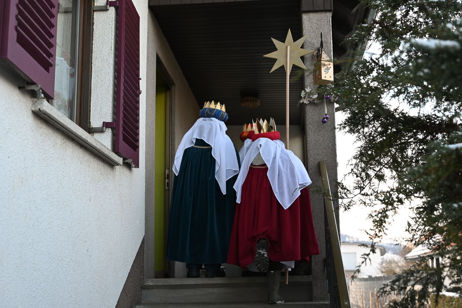 Jedes Haus wurde von den Kindern angesteuert. 