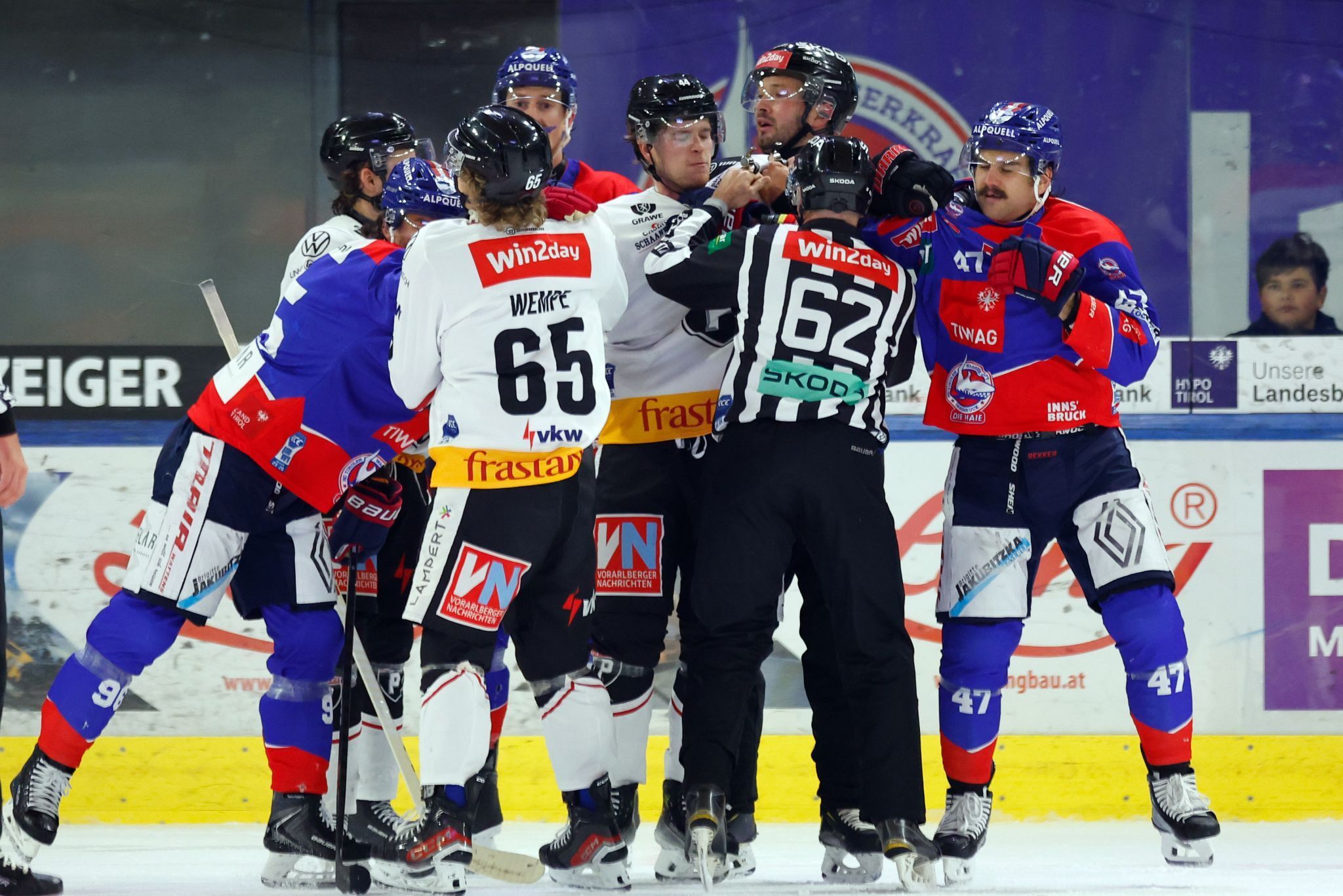 Im Westderby steckt sehr viel Brisanz, obwohl beide Teams nur am Tabellenende liegen.