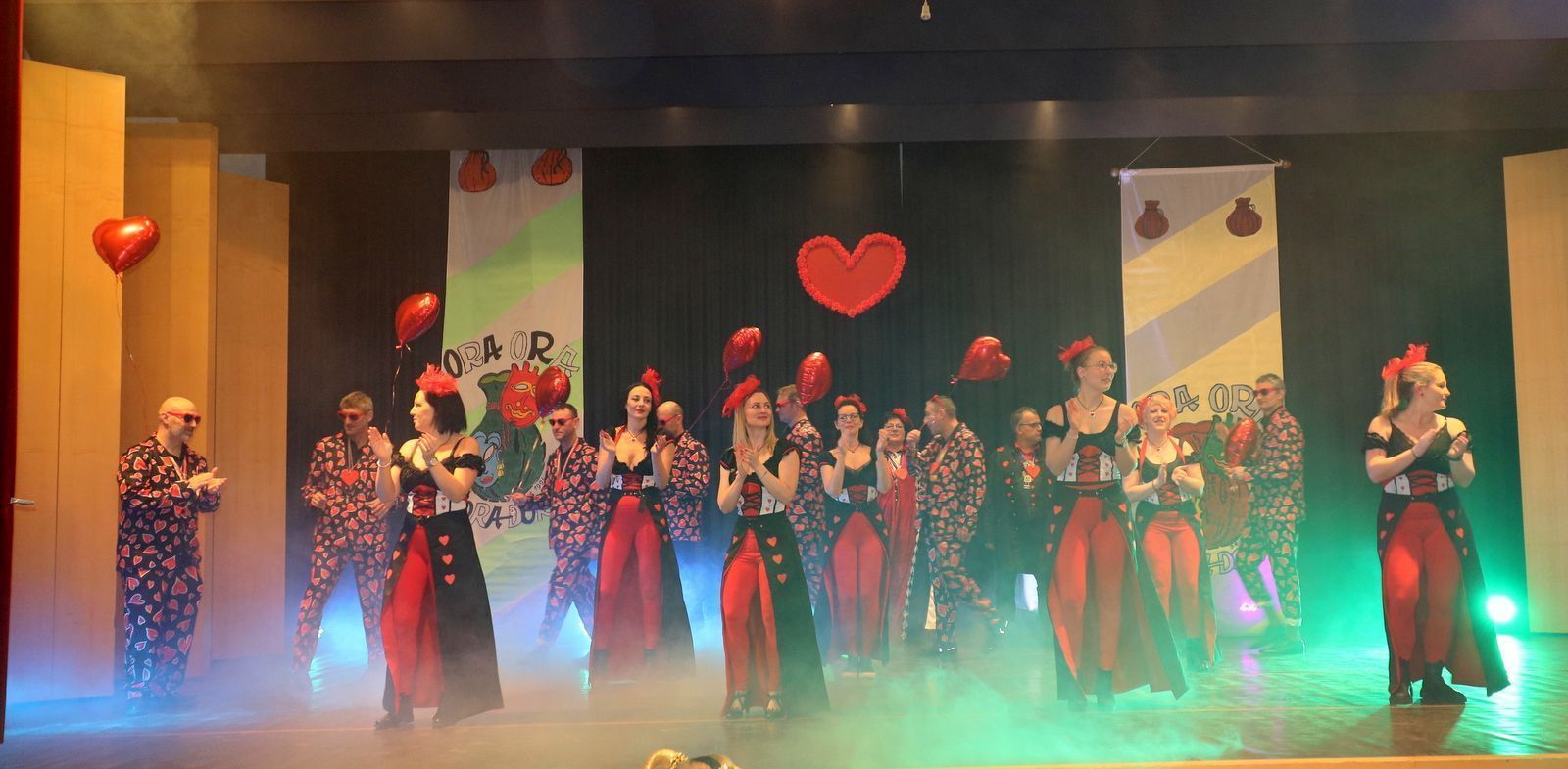 Dorener Fasnatbüttel eröffnen den Frühschoppen