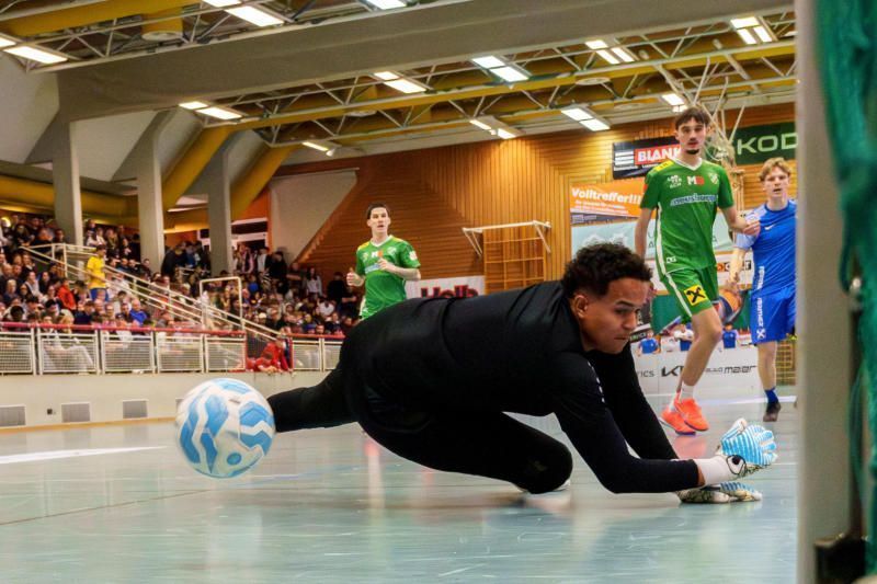 Lauterach 1b Tormann Samuel Böhler war hier machtlos. 