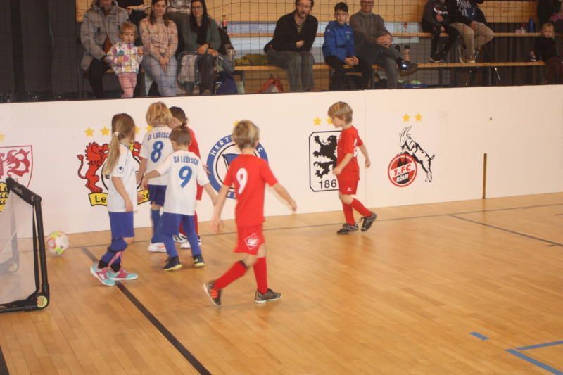 Kampf um jeden Zentimeter auf dem Parkett. 