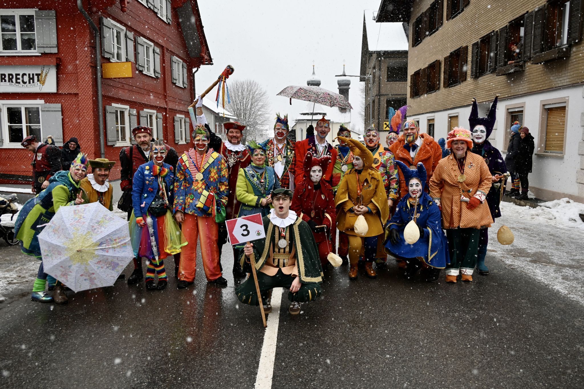 Die Zünftler aus Bludenz beim Dalaaser Umzug.