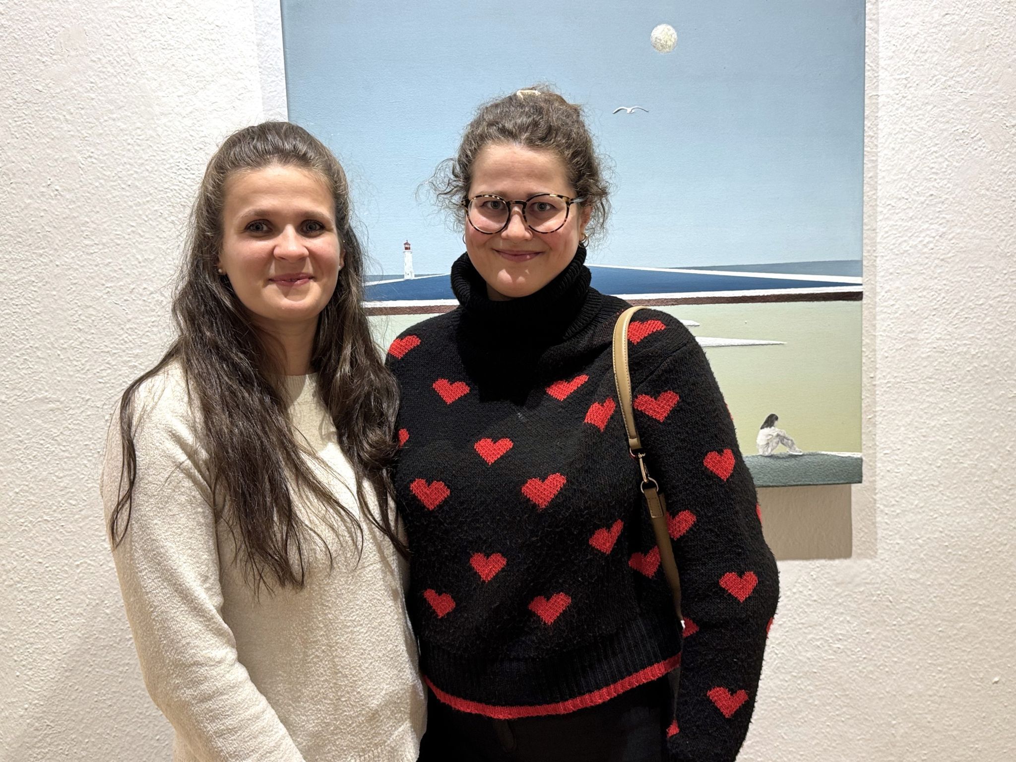 Unter den Besuchern: Sarah und Hannah Blum.